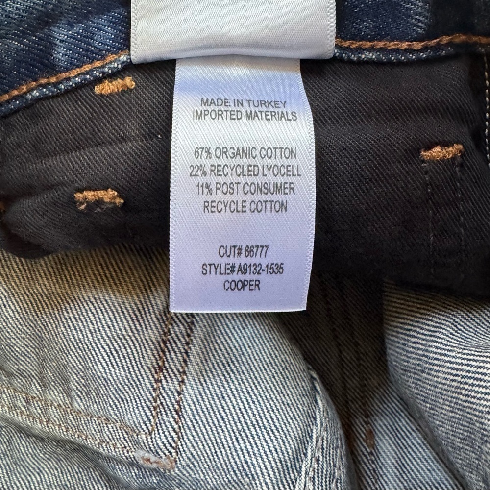 NWT AGOLDE Cooper Long Jean Shorts Blue Ambition 26 - Picture 5 of 11